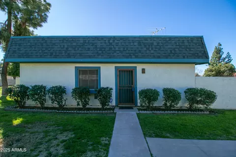 8049 N 32nd Dr, Phoenix, AZ 85051