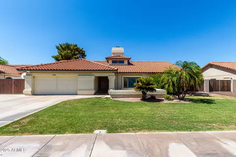 948 E Secretariat Dr, Tempe, AZ 85284