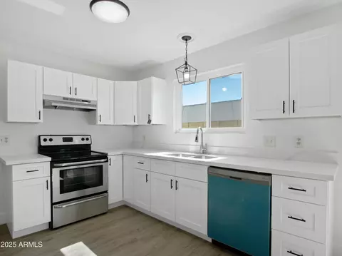 817 E Marco Polo Rd, Phoenix, AZ 85024 photo 9