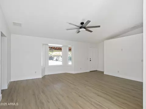 817 E Marco Polo Rd, Phoenix, AZ 85024 photo 4