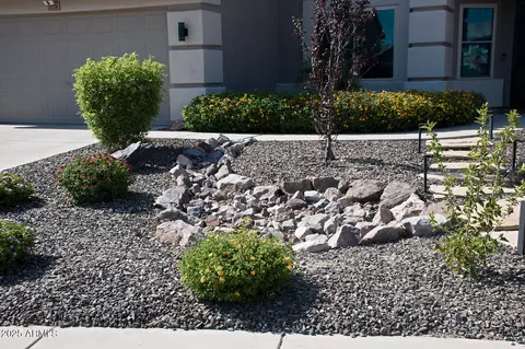 Exterior - 2074 E 37th Ave, Apache Junction, AZ 85119 photo 4 of 13