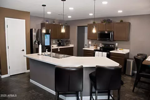 Kitchen - 2074 E 37th Ave, Apache Junction, AZ 85119 photo 1 of 3
