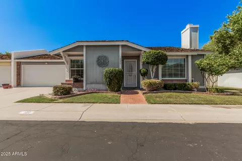 122 E Campo Bello Dr, Phoenix, AZ 85022