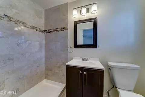 2340 W Earll Dr, Phoenix, AZ 85015 photo 15