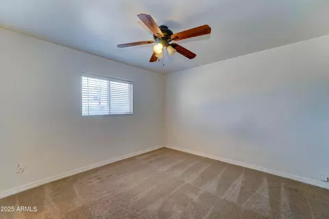 2340 W Earll Dr, Phoenix, AZ 85015 photo 13