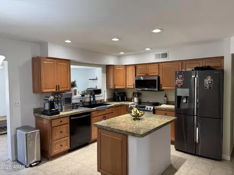 Kitchen - 3054 E Pueblo Ave, Mesa, AZ 85204 photo 3 of 4