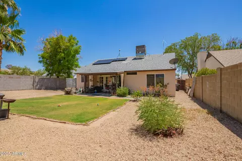 Exterior - 1034 E Sequoia Dr, Phoenix, AZ 85024 photo 5 of 7
