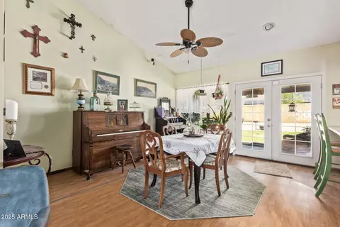 Dining - 1034 E Sequoia Dr, Phoenix, AZ 85024 photo 3 of 3
