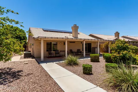 Exterior - 444 W Comstock Ct, Gilbert, AZ 85233 photo 5 of 8