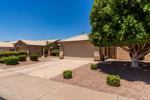 Exterior - 444 W Comstock Ct, Gilbert, AZ 85233 photo 3 of 8