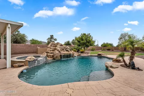 Exterior - 4227 E Ravenswood Dr, Gilbert, AZ 85298 photo 10 of 25