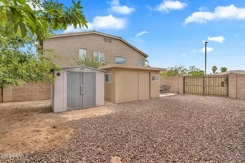 Exterior - 4227 E Ravenswood Dr, Gilbert, AZ 85298 photo 8 of 25