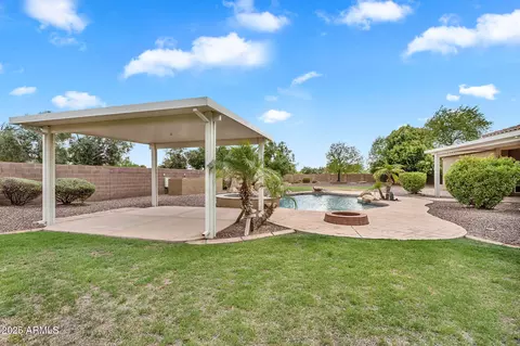Exterior - 4227 E Ravenswood Dr, Gilbert, AZ 85298 photo 12 of 25