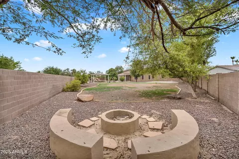 Exterior - 4227 E Ravenswood Dr, Gilbert, AZ 85298 photo 13 of 25