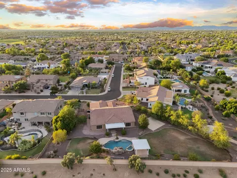 View/Area - 4227 E Ravenswood Dr, Gilbert, AZ 85298 photo 1 of 11