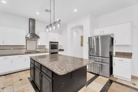 Kitchen - 4227 E Ravenswood Dr, Gilbert, AZ 85298 photo 1 of 5