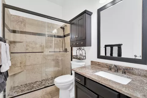 Bath - 4227 E Ravenswood Dr, Gilbert, AZ 85298 photo 3 of 4