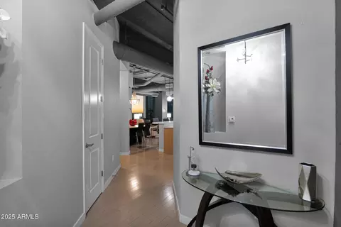 Entry Way - 1 E Lexington Ave #1309, Phoenix, AZ 85012 photo 1 of 1