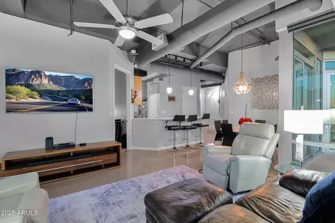 Living - 1 E Lexington Ave #1309, Phoenix, AZ 85012 photo 2 of 4