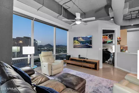 Living - 1 E Lexington Ave #1309, Phoenix, AZ 85012 photo 3 of 4