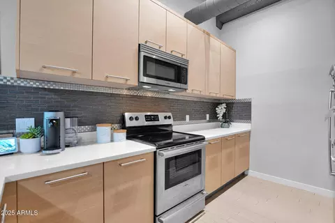 Kitchen - 1 E Lexington Ave #1309, Phoenix, AZ 85012 photo 5 of 5
