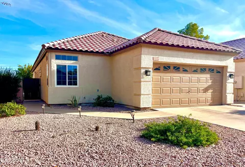 Exterior - 4311 E South Fork Dr, Phoenix, AZ 85044 photo 2 of 8