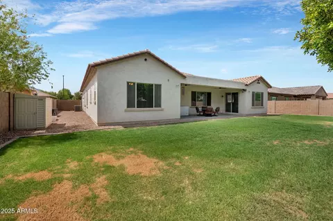 Exterior - 2850 E Bellerive Dr, Gilbert, AZ 85298 photo 4 of 7