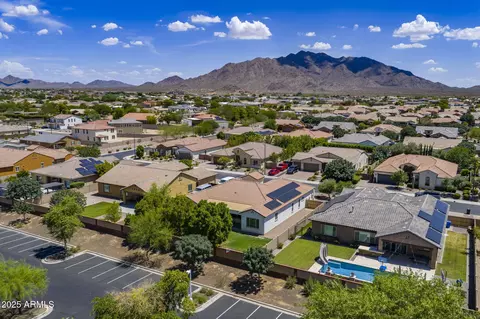 View/Area - 2850 E Bellerive Dr, Gilbert, AZ 85298 photo 7 of 10