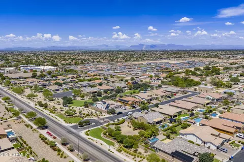 View/Area - 2850 E Bellerive Dr, Gilbert, AZ 85298 photo 8 of 10