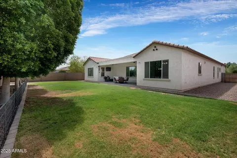 Exterior - 2850 E Bellerive Dr, Gilbert, AZ 85298 photo 6 of 7