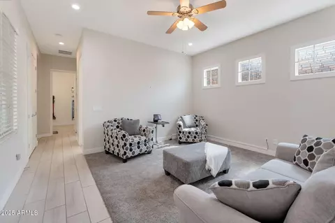 Entry Way - 2850 E Bellerive Dr, Gilbert, AZ 85298 photo 6 of 7