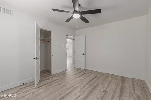 Bedroom - 2139 W Whitton Ave, Phoenix, AZ 85015 photo 4 of 4