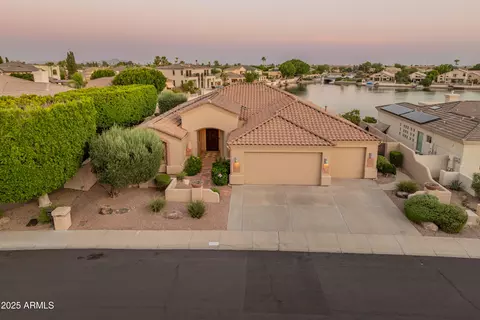 5211 W Potter Dr, Glendale, AZ 85308