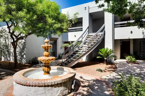 5207 N 24th St #108, Phoenix, AZ 85016