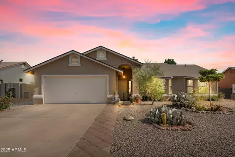 2563 Golden Eagle Dr, Sierra Vista, AZ 85650