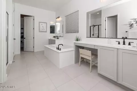 Bath - 11258 E Unity Ave, Mesa, AZ 85212 photo 1 of 5