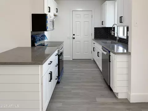 4417 E Darrel Rd, Phoenix, AZ 85042 photo 7