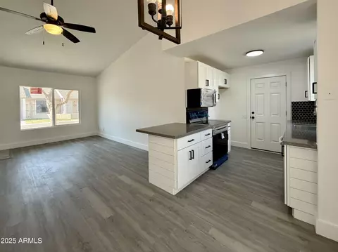 4417 E Darrel Rd, Phoenix, AZ 85042 photo 6