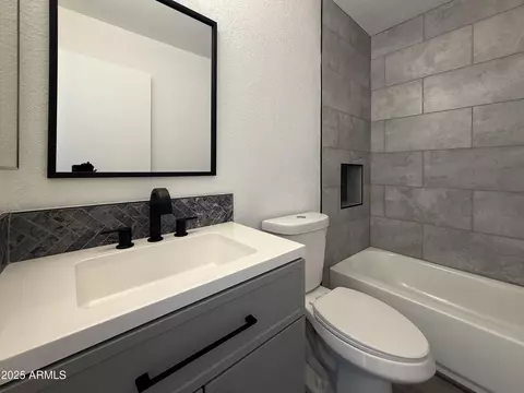4417 E Darrel Rd, Phoenix, AZ 85042 photo 15