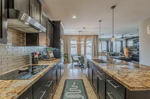 Kitchen - 3691 E Ficus Way, Gilbert, AZ 85298 photo 4 of 7