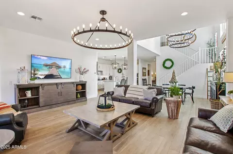9920 E Torino Ave, Mesa, AZ 85212