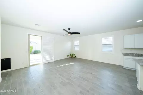 5730 W Odeum Ln, Phoenix, AZ 85043 photo 19