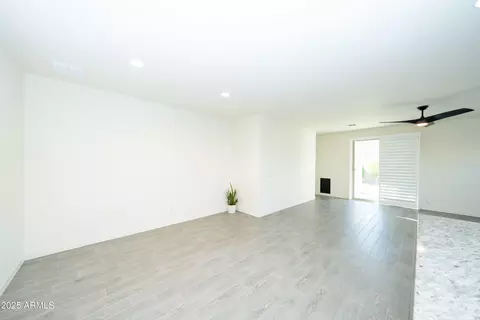 5730 W Odeum Ln, Phoenix, AZ 85043 photo 21