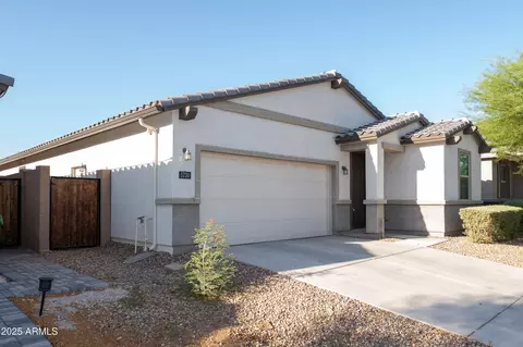 5730 W Odeum Ln, Phoenix, AZ 85043 photo 2