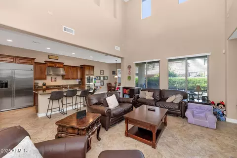 Living - 3923 E Rockingham Rd, Phoenix, AZ 85050 photo 1 of 2