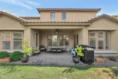 Exterior - 3923 E Rockingham Rd, Phoenix, AZ 85050 photo 2 of 7