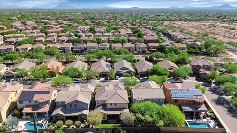 View/Area - 3923 E Rockingham Rd, Phoenix, AZ 85050 photo 3 of 6