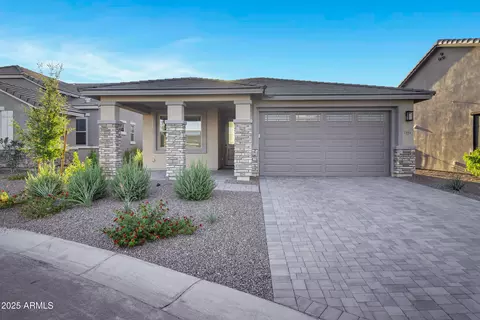 5894 N 206th Ln, Buckeye, AZ 85396