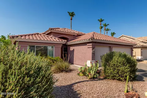 Exterior - 4618 E South Fork Dr, Phoenix, AZ 85044 photo 2 of 9