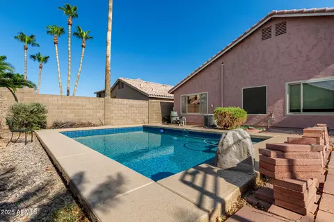 Exterior - 4618 E South Fork Dr, Phoenix, AZ 85044 photo 9 of 9